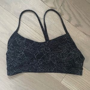 Lululemon sports bra 10